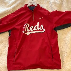 Cincinnati Reds Nike windbreaker
